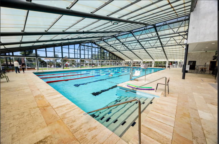 Neve-Ilan-CC-Pool-768x507